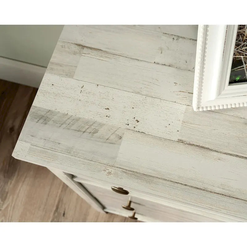 Rustic Ranch-Style Bedroom Dresser